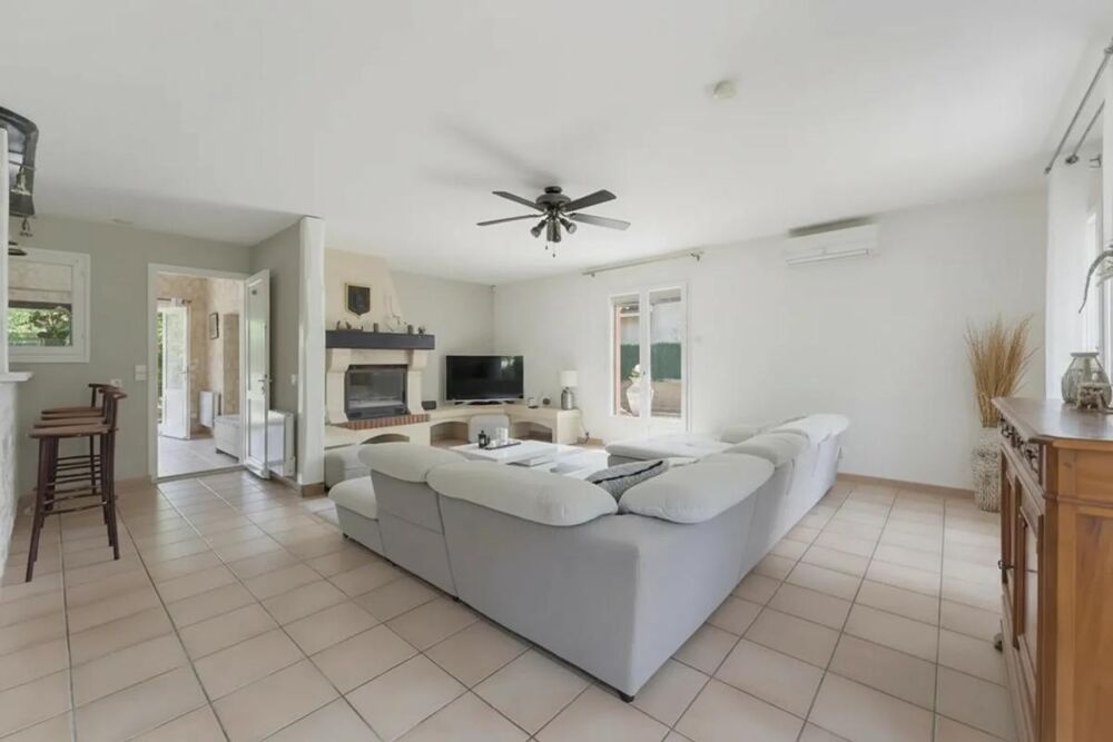 Maison de 6 pièces de 154 m² à Blésignac