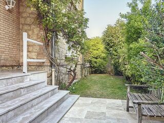  Maison � vendre 9 pi�ces 300 m�