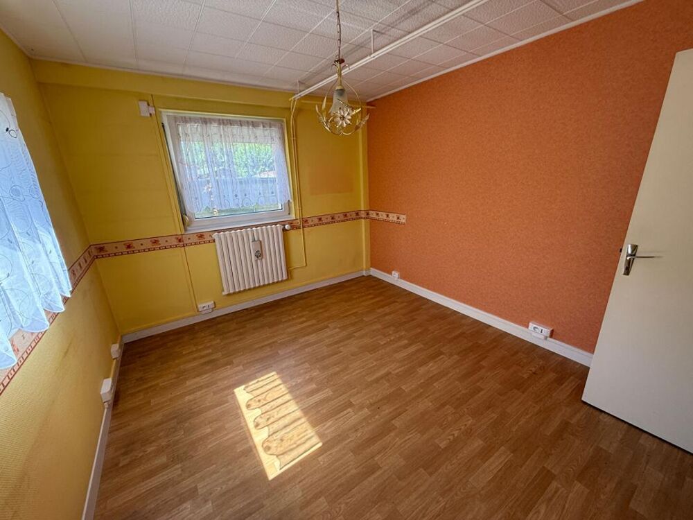 Vente Maison Idéal investisseurs ; Maison Montbeliard 5 pièce(s) 95 m2 avec 12 garages déjà loués Montbeliard