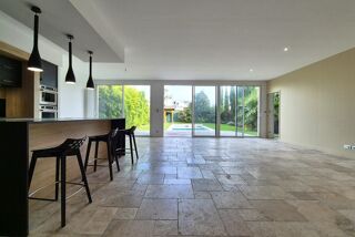  Appartement à vendre 6 pièces 146 m²