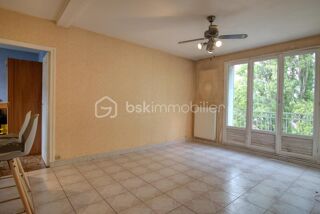 Vente Appartement Appartement T3 de 56 m² – Traversant – Loggia – Saint-Martin-d'Hères Saint martin d heres