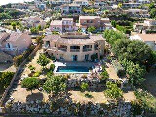  Villa à vendre 7 pièces 251 m²