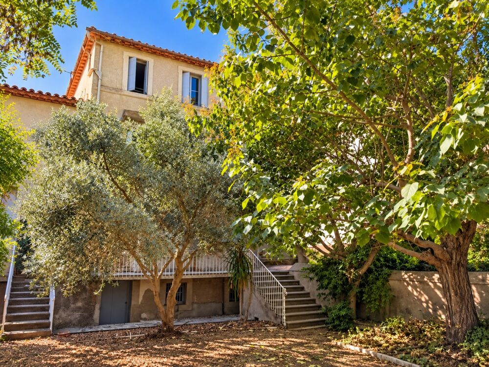 Vente Maison ANCIENNE PROPRIÉTÉ VITICOLE AVEC MAISON DE MAÎTRE, REMISE, CHAIS ET DÉPENDANCES Coursan