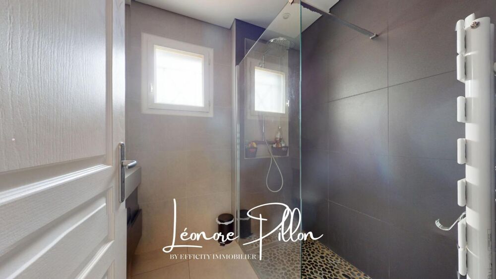 � vendre  Villa Chassieu (69680)