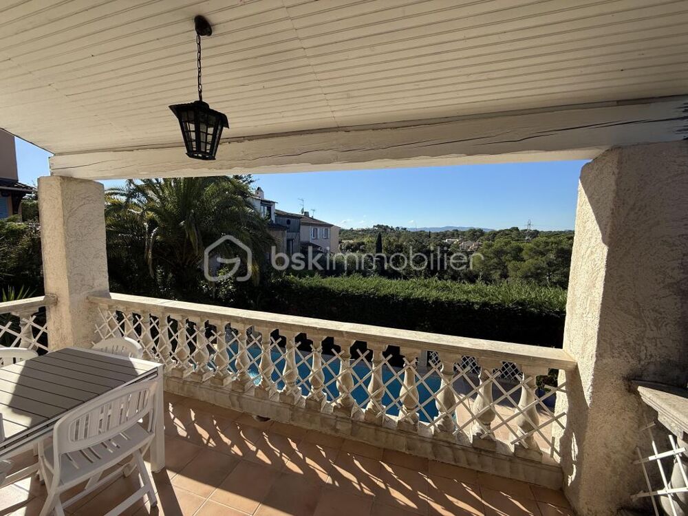 Vente Maison Maison d'exception avec piscine à débordement – Vue imprenable – Quartier recherché de Valescure à Saint-Raphaël Saint raphael