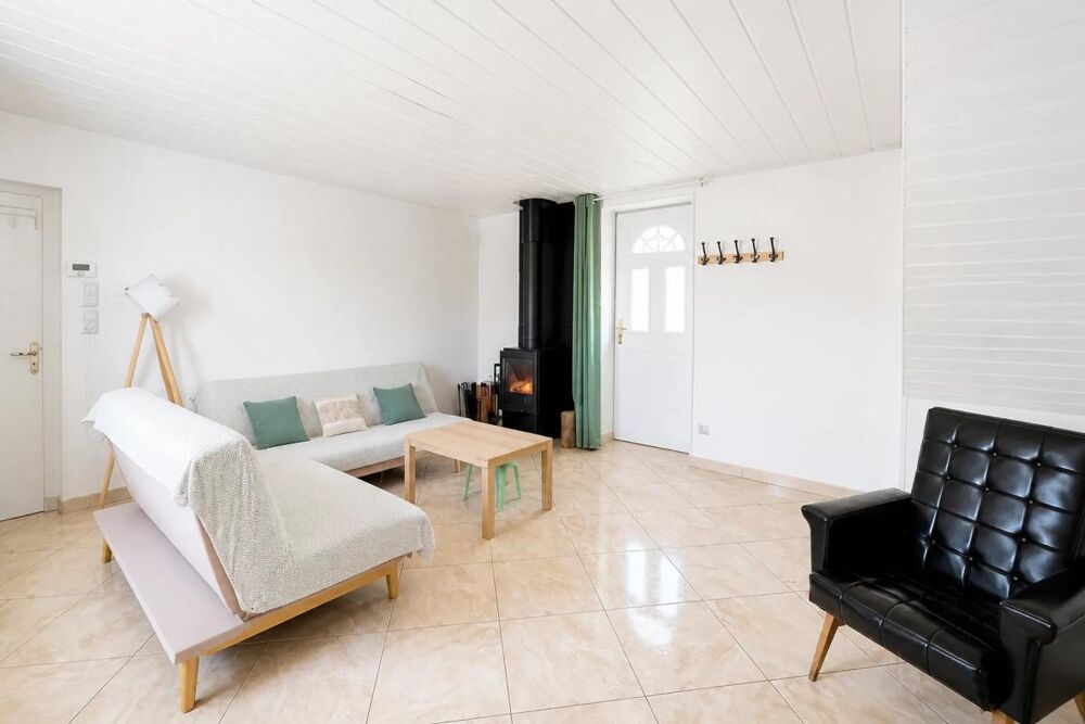 Vente Maison Maison de 4 pièces de 110 m² à Laprugne Laprugne