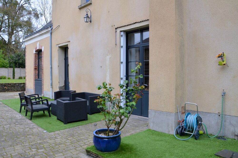 Maison 9 pièces 205 m² · à Cande · 205 m² · 292 700 €