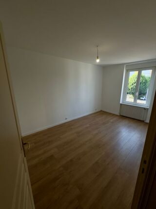 Appartement à louer 3 pièces 63 m²