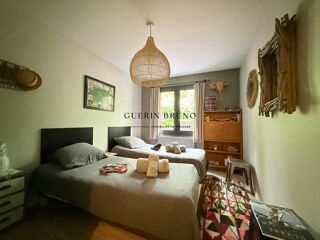  Villa � vendre 12 pi�ces 242 m�