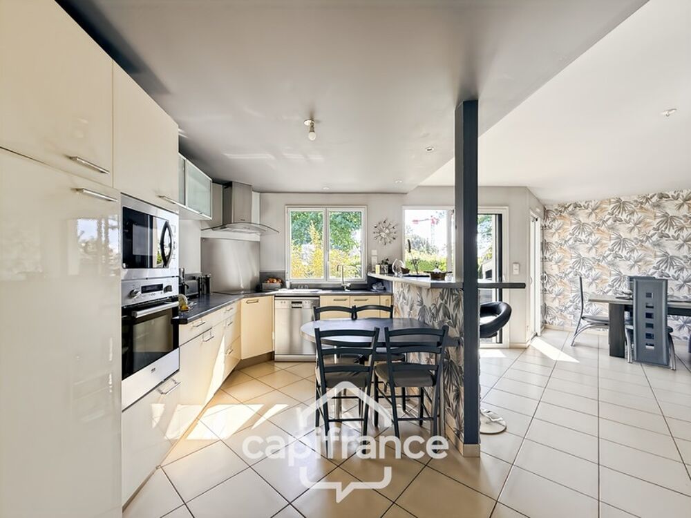 Vente Maison À vendre MAISON D'ARCHITECTE CONTEMPORAINE 7 pièces PONTIVY (56) Pontivy