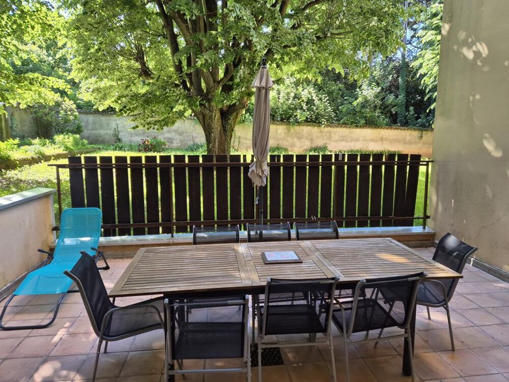 T4 RÉNOVÉ AVEC TERRASSE SANS VIS-À-VIS