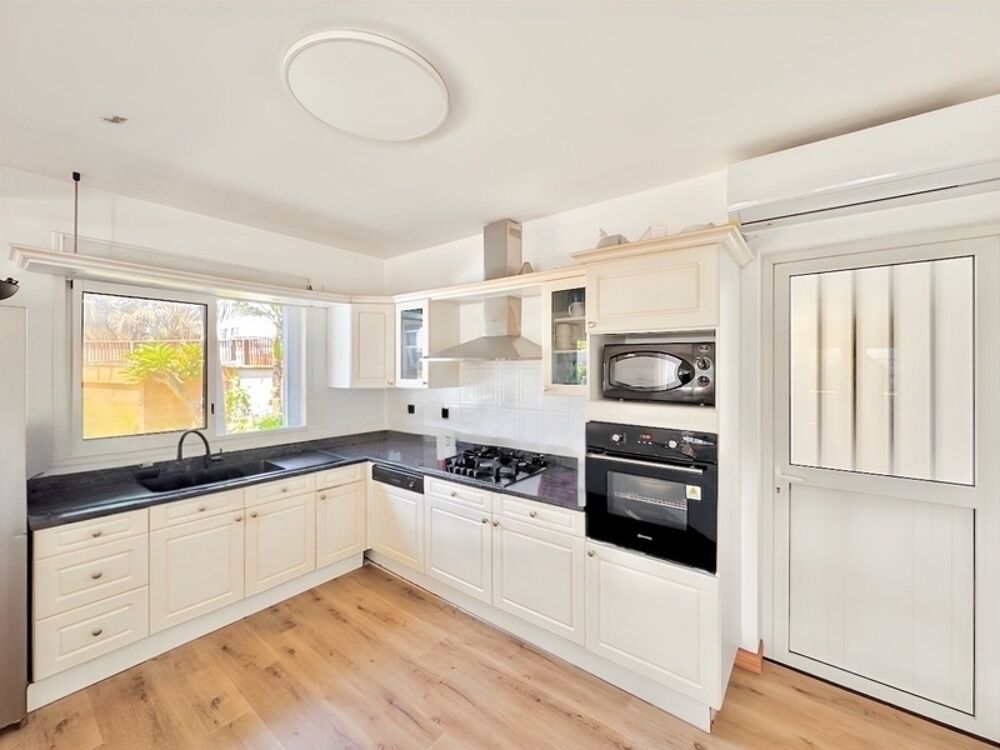 � vendre  Villa L' �tang-Sal� (97427)