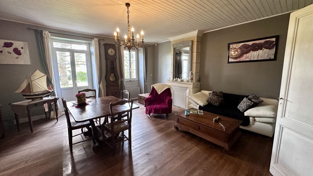 Vente Maison Maison en pierrevà vendre 6 pièces SAINT GERMAIN DU PUCH (33) Saint germain du puch