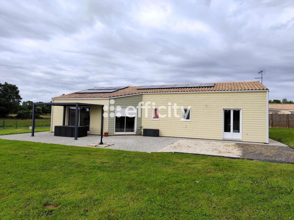 Maison 5 pièces 160 m² · à Saint Georges des Coteaux · 160 m² · 356 000 €
