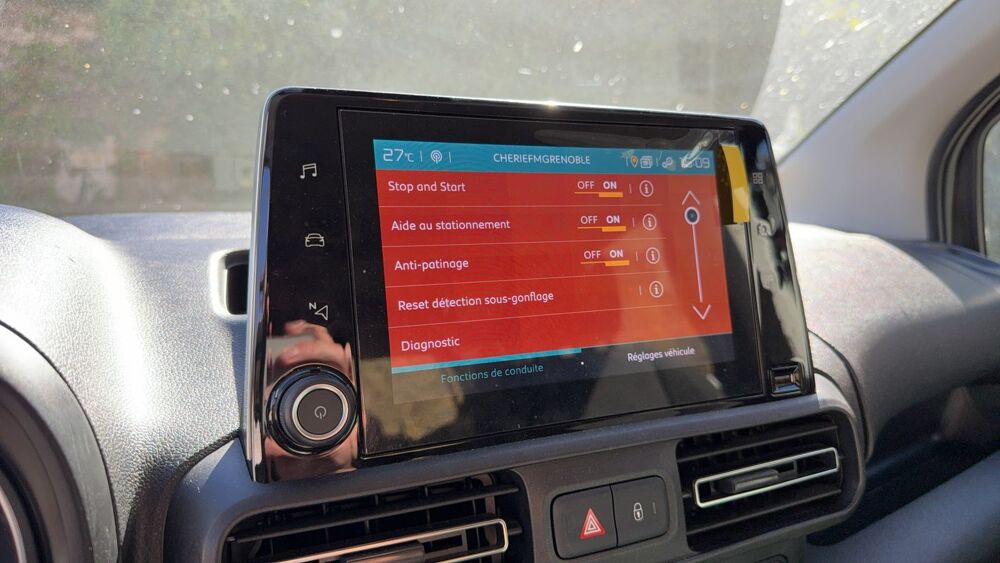 Berlingo 1.5 BlueHDi 130 EAT8 Feel 2020 occasion 69630 Chaponost