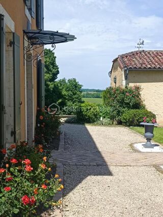  Propri�t�/ch�teau � vendre 10 pi�ces 316 m�