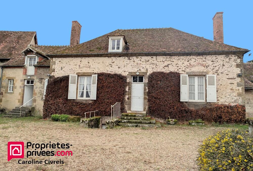 Maison de maitre avec annexes et prés potenteils . Habitation et profession libérale