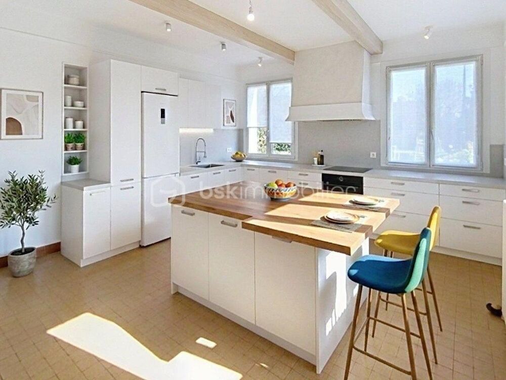 ? Maison Traditionnelle 156 m²  Sous-sol total 65 m²  Terrain 426 m²
