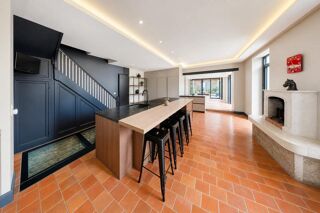  Propriété/château à vendre 9 pièces 291 m²