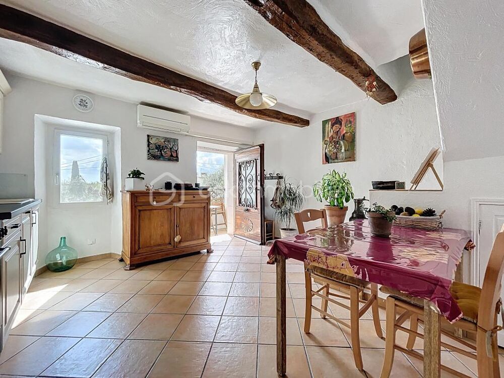 Maison de village en pierre