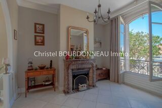  Maison  vendre 9 pices 201 m