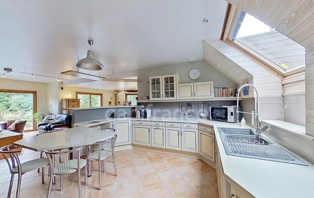 Dpt Cotes dArmor (22) -à vendre -PLEUMEUR-BODOU - Maison T10  245 m² - 7 chambres -Terrain 1 661 m² - Double garage - Appartem