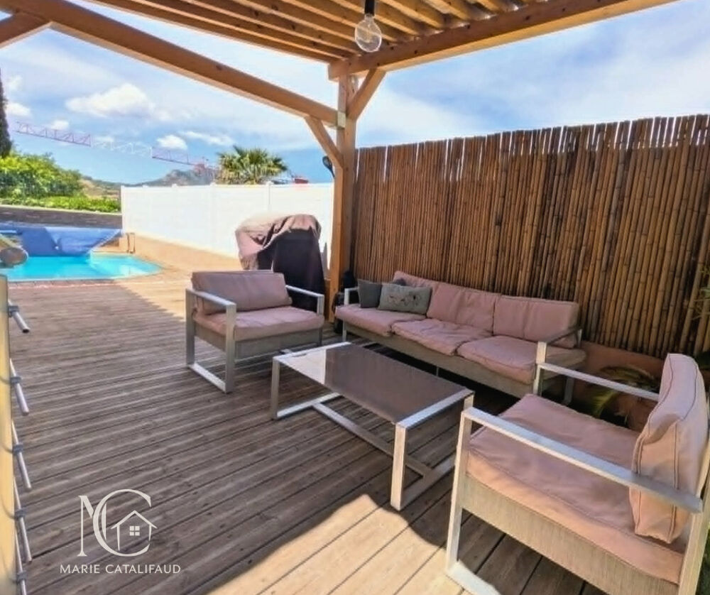 Maison 5 pièces 126 m² · à Roquebrune sur Argens · 126 m² · 468 000 €
