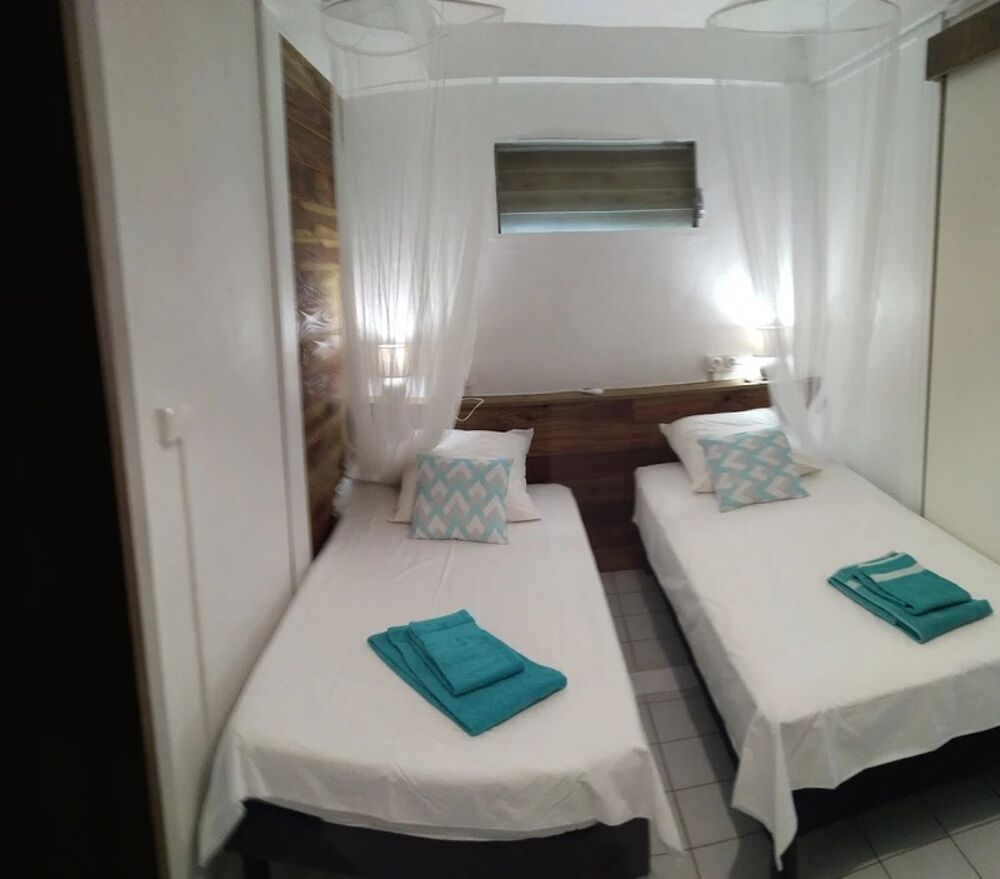 � vendre  Villa Petit-Bourg (97170)