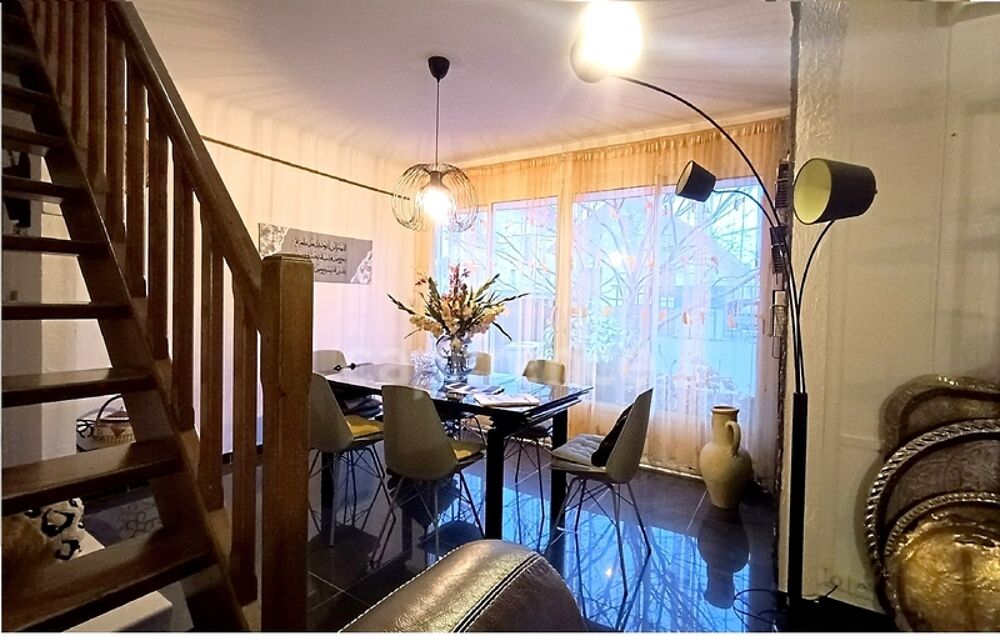 Maison à vendre 6 pièces Quartier Robert Schuman, Mairie, ARNOUVILLE (95),4 Chambres, 1 garage, 1 studio, terrain 312 m2