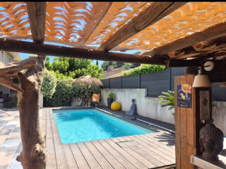 Vente Maison Maison à vendre 4 pièces (3 chambres) MARTIGUES (13) avec jardin piscine et garage Martigues