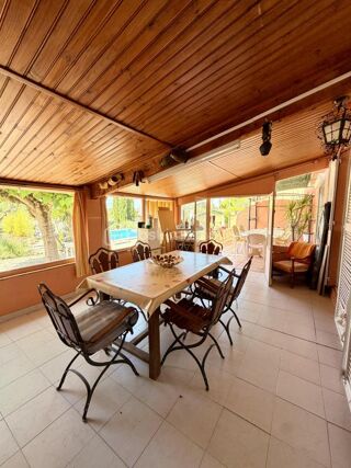  Villa à vendre 9 pièces 155 m²