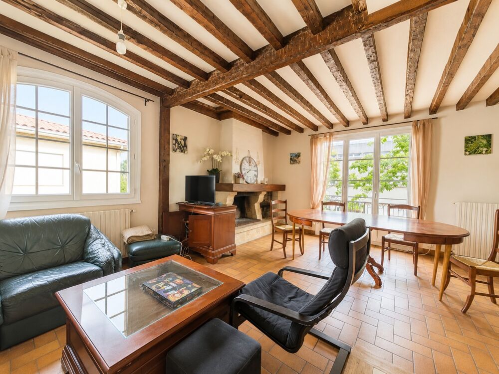 Grande maison familiale avec jardin aux portes du campus de Talence