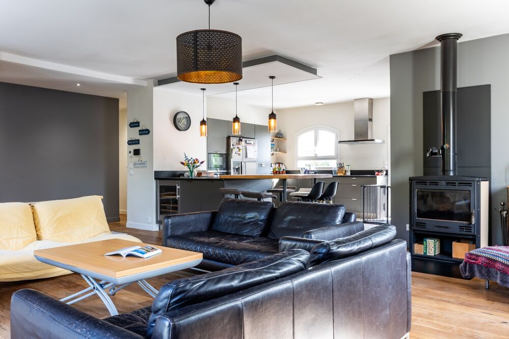 Vente Maison De beaux volumes, un jardin généreux, une vraie maison de famille à Léognan Leognan