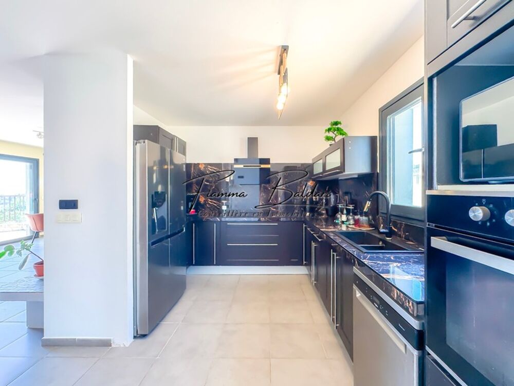 � vendre  Villa Folelli (20213)