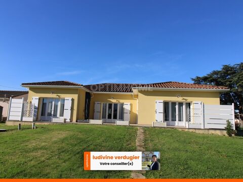   Maison  vendre de plain pied adapt PMR  SAINT ETIENNE DE FOUGERES (47) Maison - 5 pice(s) - 159 m