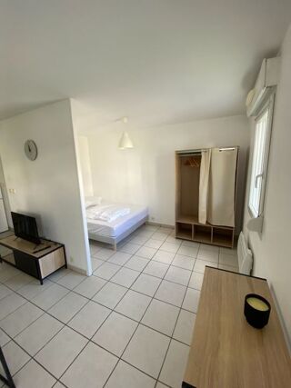  Appartement à louer 1 pièce 33 m²