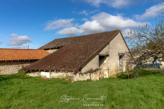  Remise / Grange à vendre 1 pièce 210 m² Douchapt