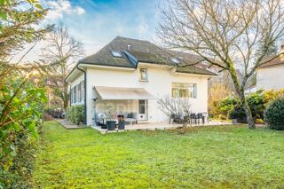  Maison à vendre 6 pièces 207 m²
