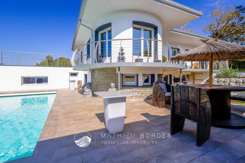 Vente Maison Maison contemporaine de 216m2 avec piscine, spa, et T3 indépendant Ondres