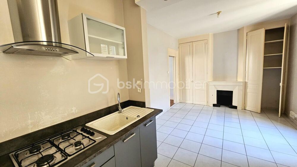 Vente Appartement ROANNE – Charmant T2 avec cabanon, faibles charges et fort potentiel locatif Roanne