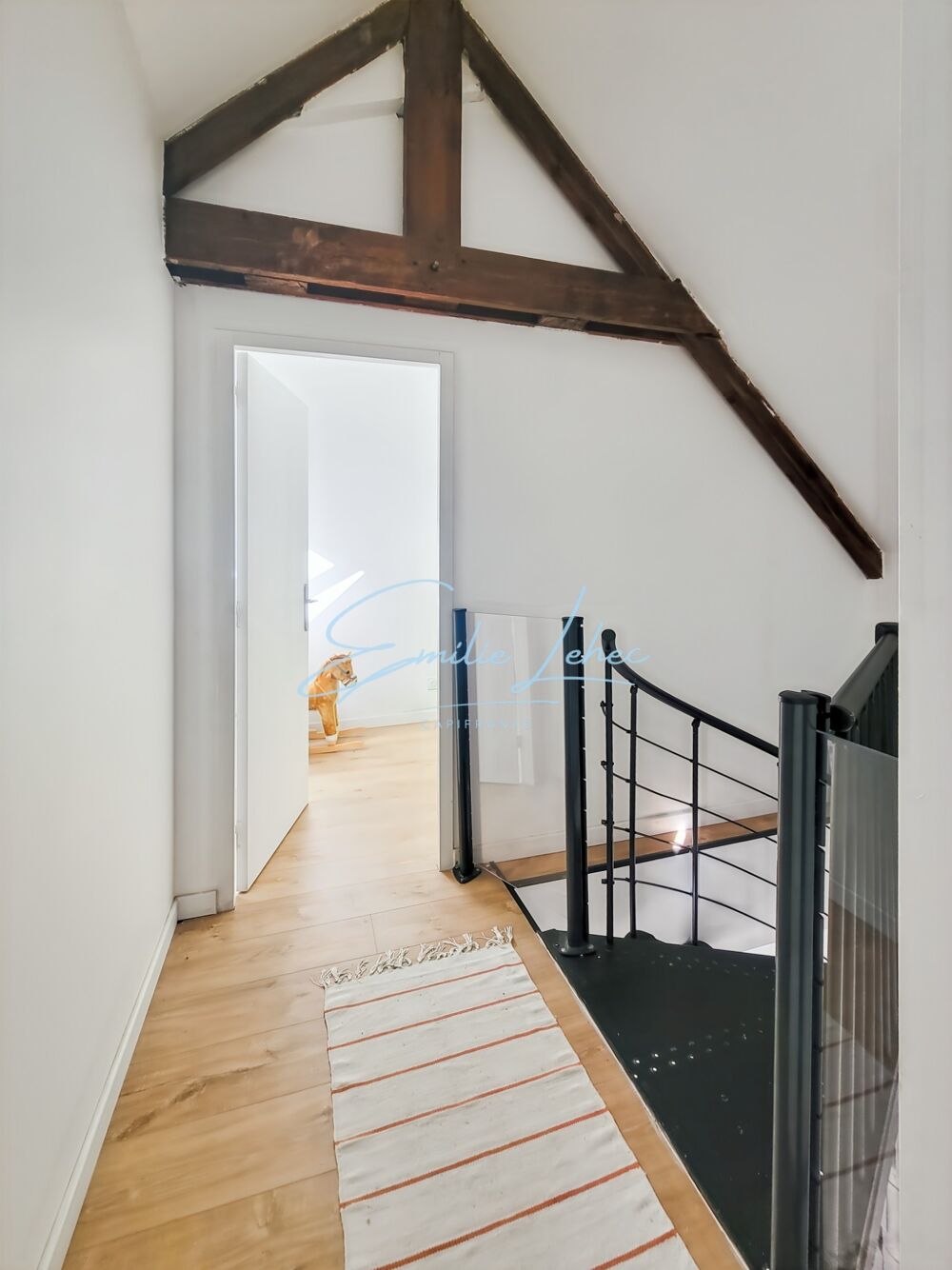 NEVEZ - Superbe duplex T3 rénové, esprit loft, à 7 minutes des plages, au calme, centre bourg!