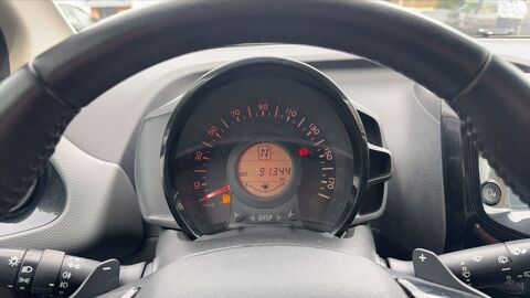 108 1.0 VTi 72 Style - Automatique 2018 occasion 76770 Le Houlme