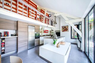  Propri�t�/ch�teau � vendre 10 pi�ces 212 m�