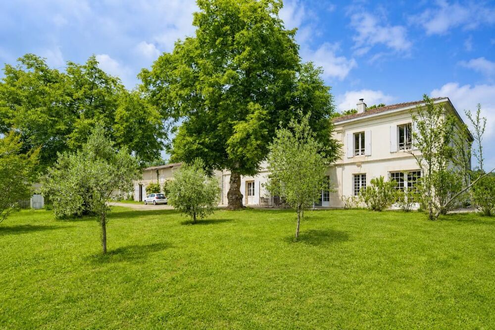 Vente Maison Maison de 9 pièces de 250 m² à Clérac Clerac