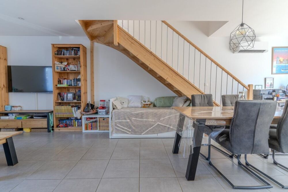 Vente Maison Maison récente de 80 m² avec grande pièce de vie, et sans travaux Saint aunes