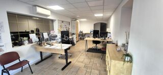  Immeuble à vendre 4 pièces 219 m²
