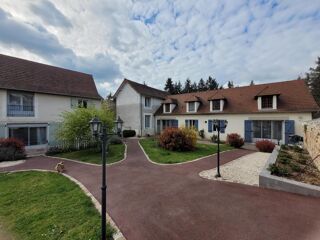 Maison à vendre 10 pièces 366 m²