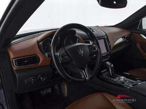 Levante V6 AWD GranLusso 2019 occasion 33000 Bordeaux