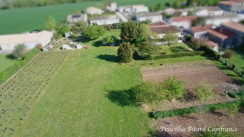   Aigrefeuille d'Aunis. Opportunit� rare avec terrain constructible et fort potentiel Maison - 4 pi�ce(s) - 80 m�