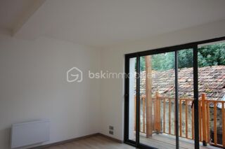  Appartement à louer 2 pièces 45 m²